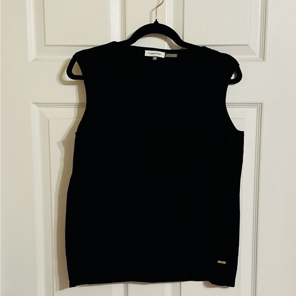 Calvin Klein Women's Classic Black Sleeveless